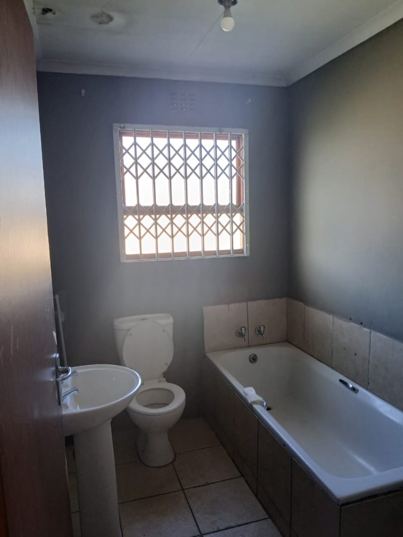 3 Bedroom Property for Sale in Club View Eastern Cape